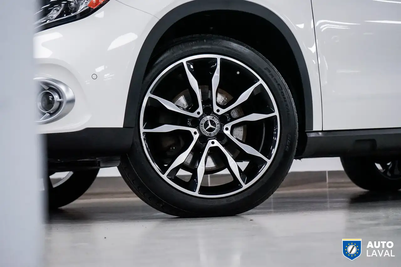 Mercedes-Benz GLA fotografie Mercedes-Benz GLA