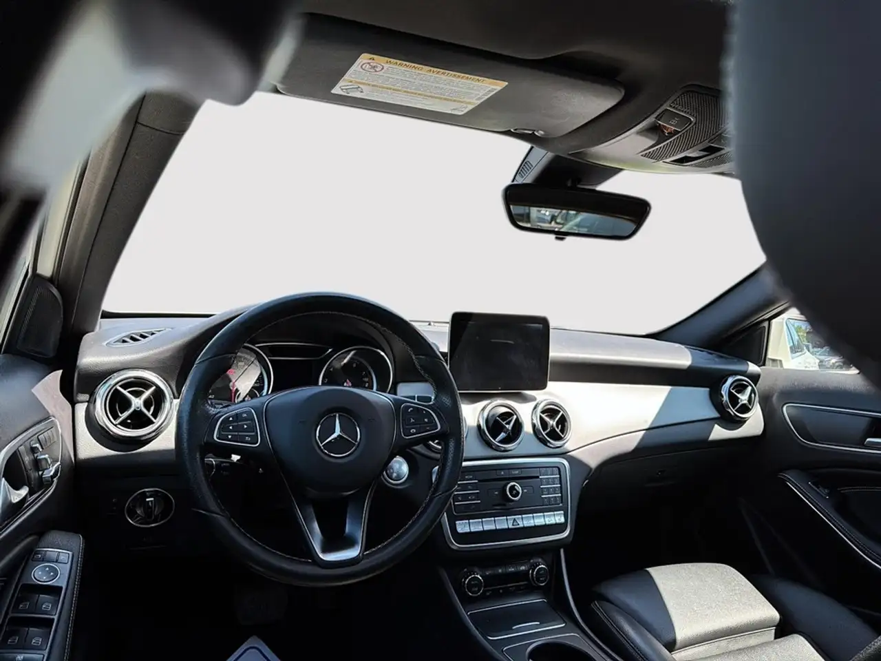Mercedes-Benz GLA fotografie Mercedes-Benz GLA