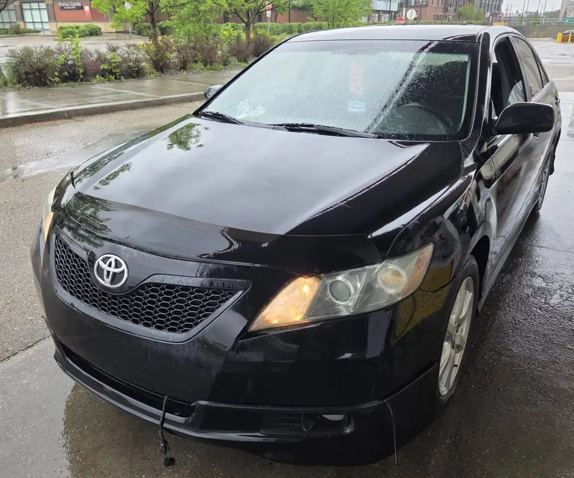 Toyota Camry снимка Toyota Camry