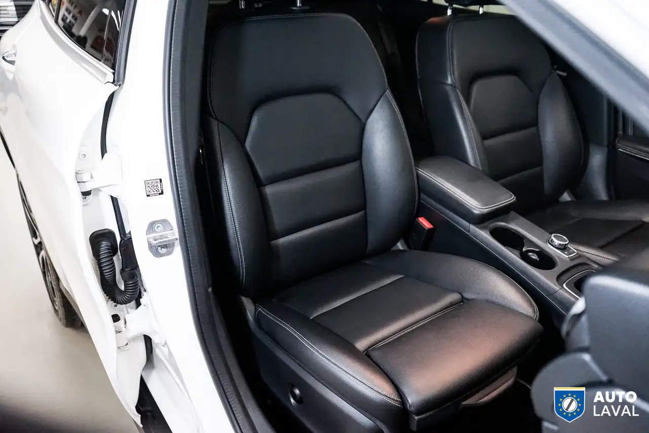 Mercedes-Benz GLA fotografie Mercedes-Benz GLA