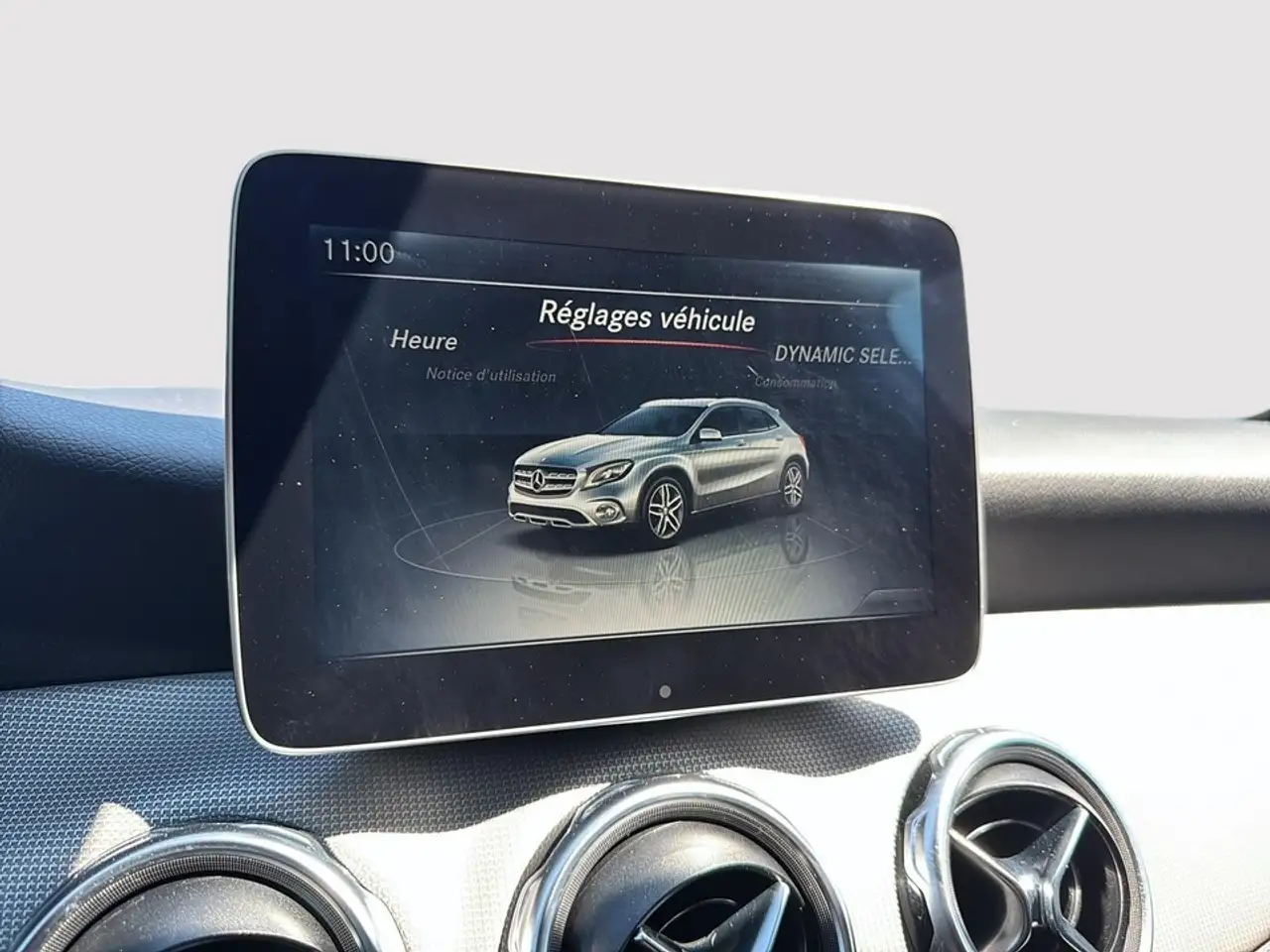 Mercedes-Benz GLA fotografie Mercedes-Benz GLA
