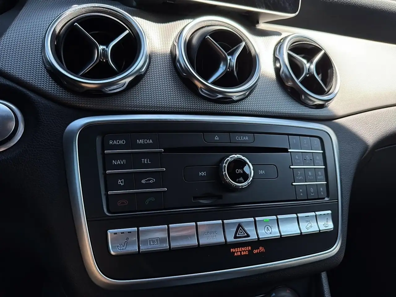 Mercedes-Benz GLA fotografie Mercedes-Benz GLA