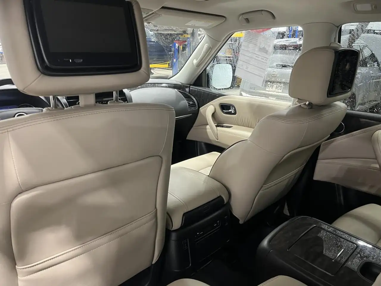 Nissan Armada fotografie Nissan Armada