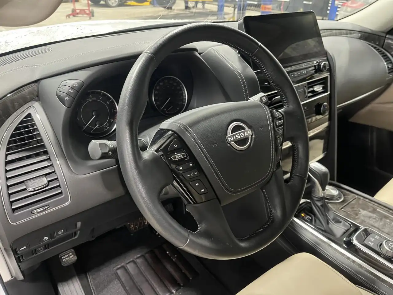 Nissan Armada fotografie Nissan Armada