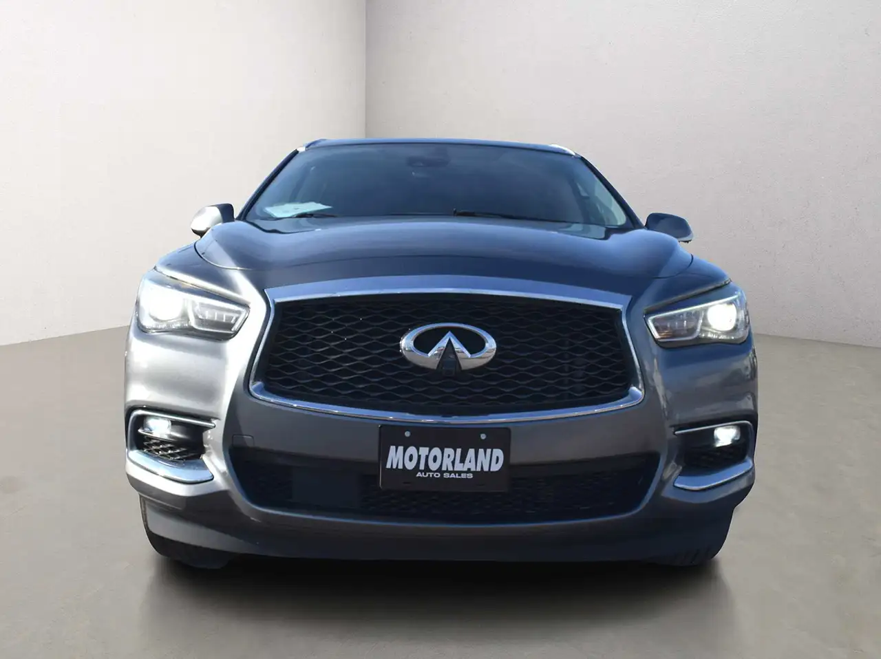 Infiniti QX60 снимка Infiniti QX60