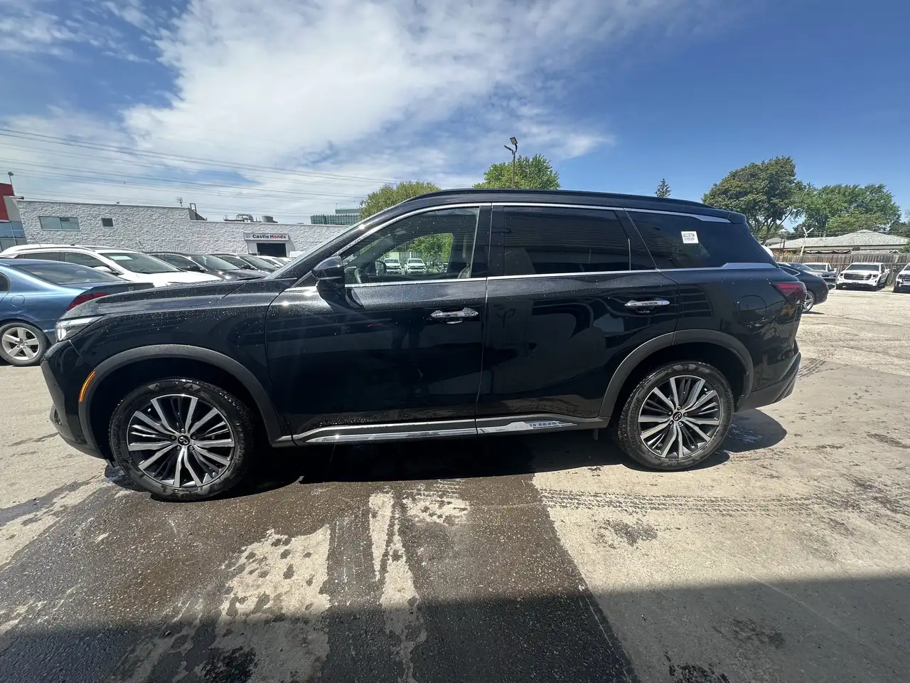 Infiniti QX60 снимка Infiniti QX60