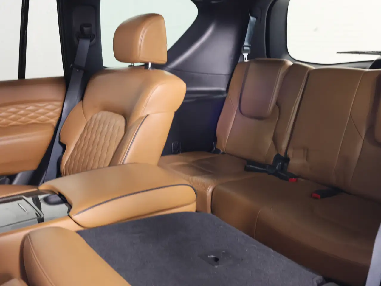 Infiniti QX80 fotografie Infiniti QX80