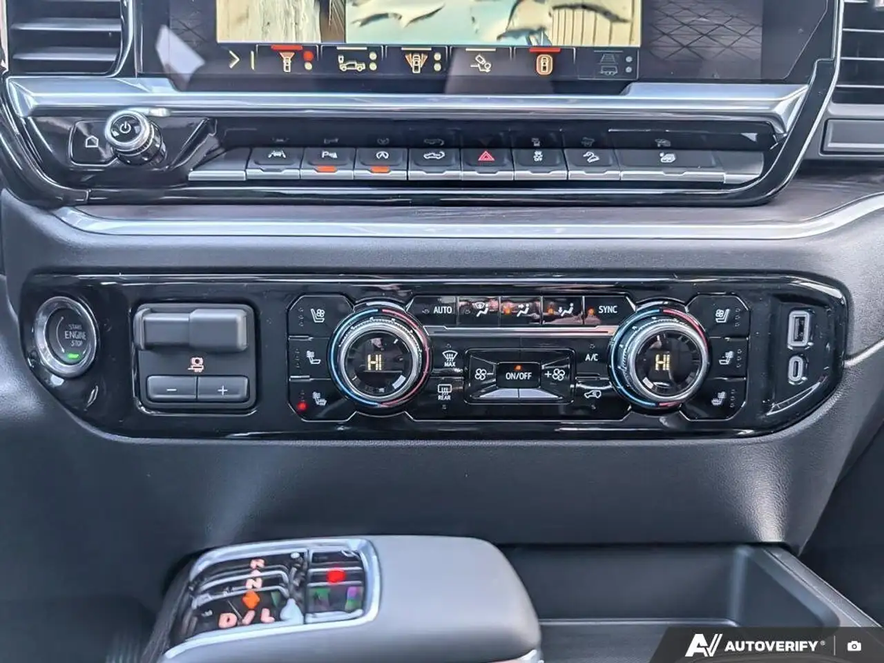 GMC Sierra 1500 photo GMC Sierra 1500