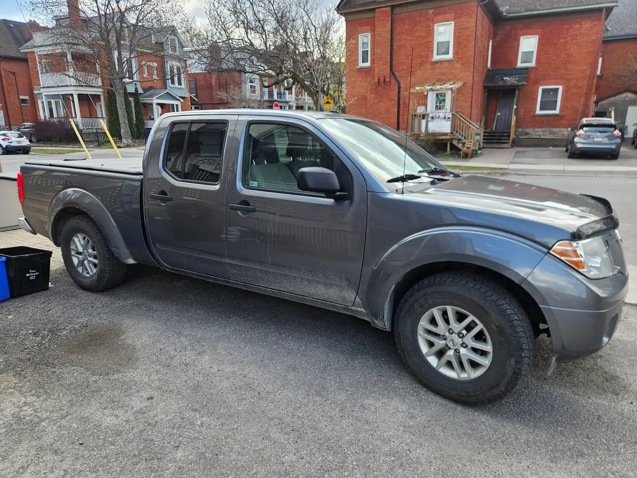Nissan Frontier снимка Nissan Frontier