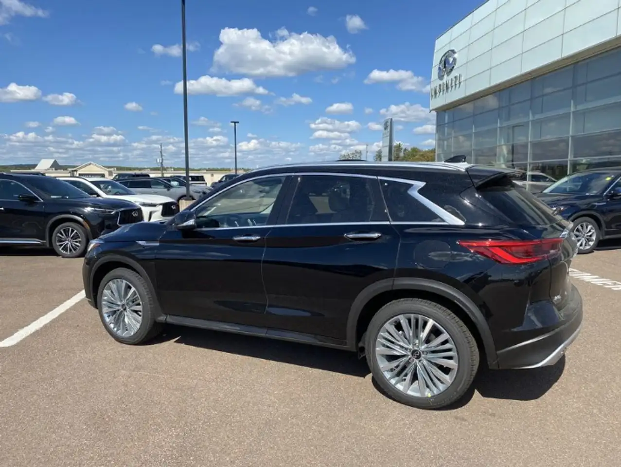 Infiniti QX50 снимка Infiniti QX50