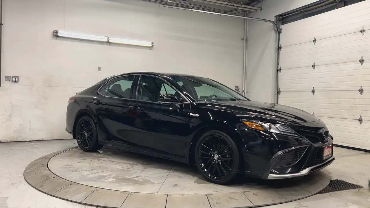 Toyota Camry снимка Toyota Camry