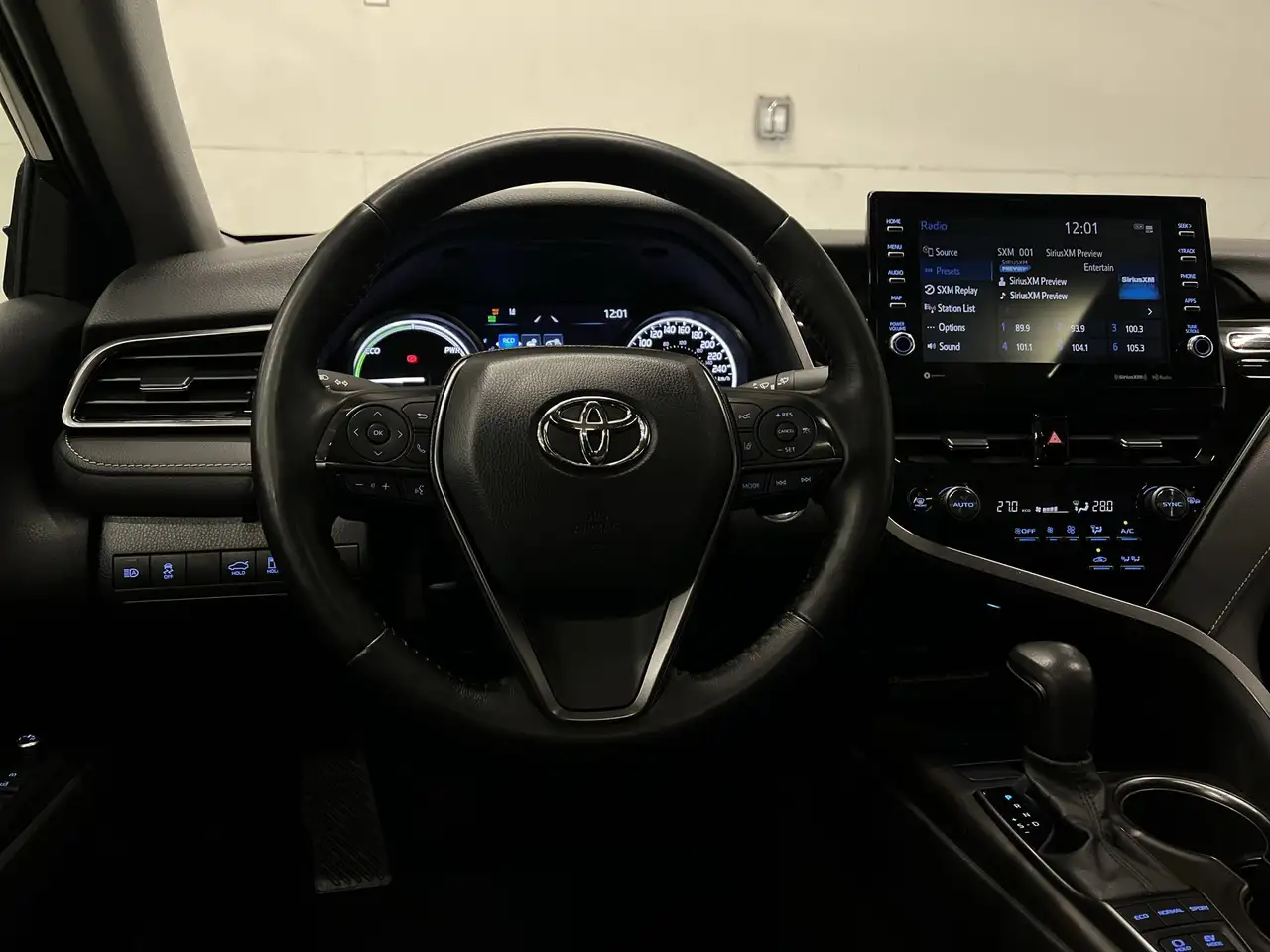 Toyota Camry снимка Toyota Camry