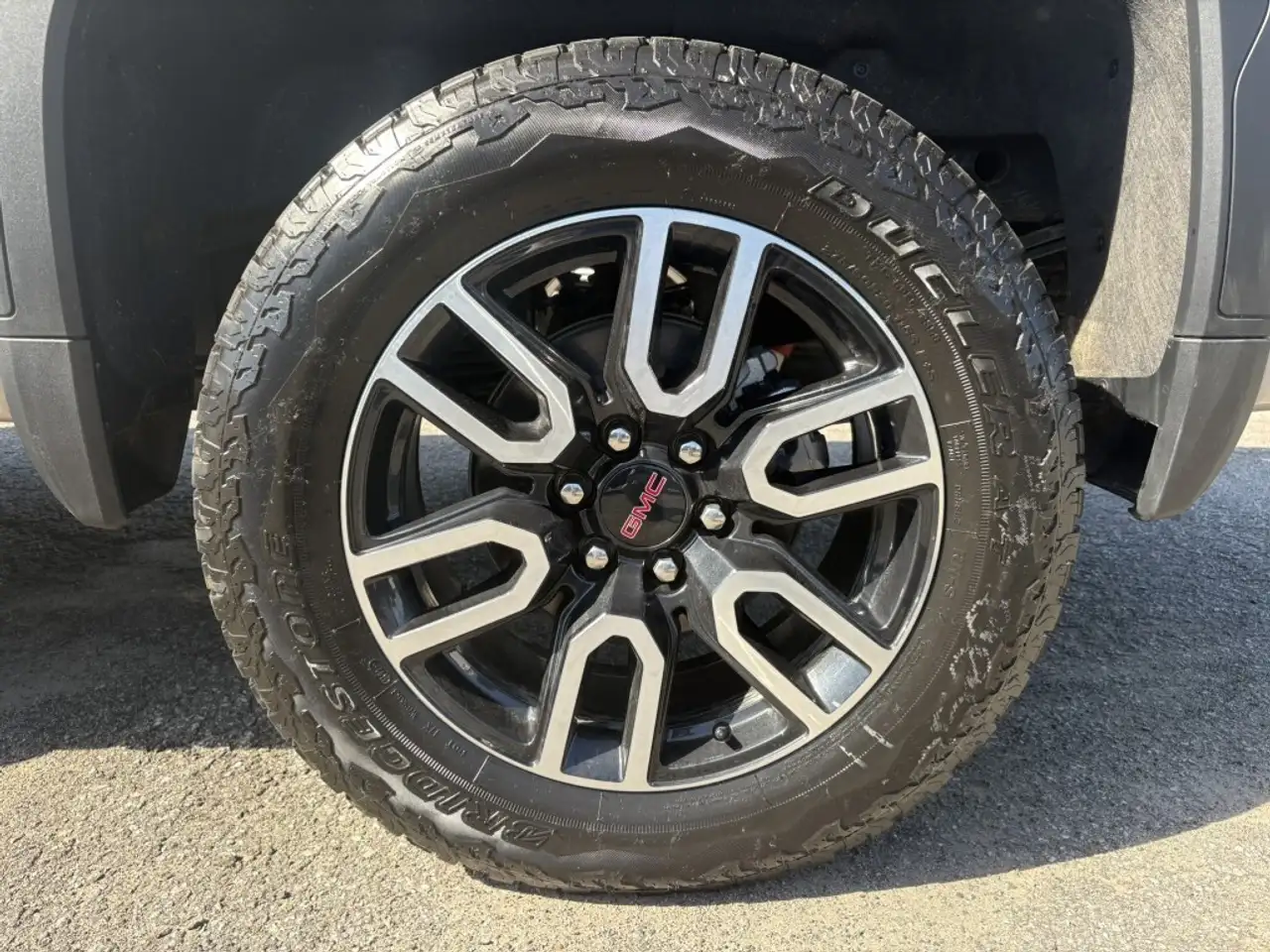 GMC Sierra 1500 photo GMC Sierra 1500