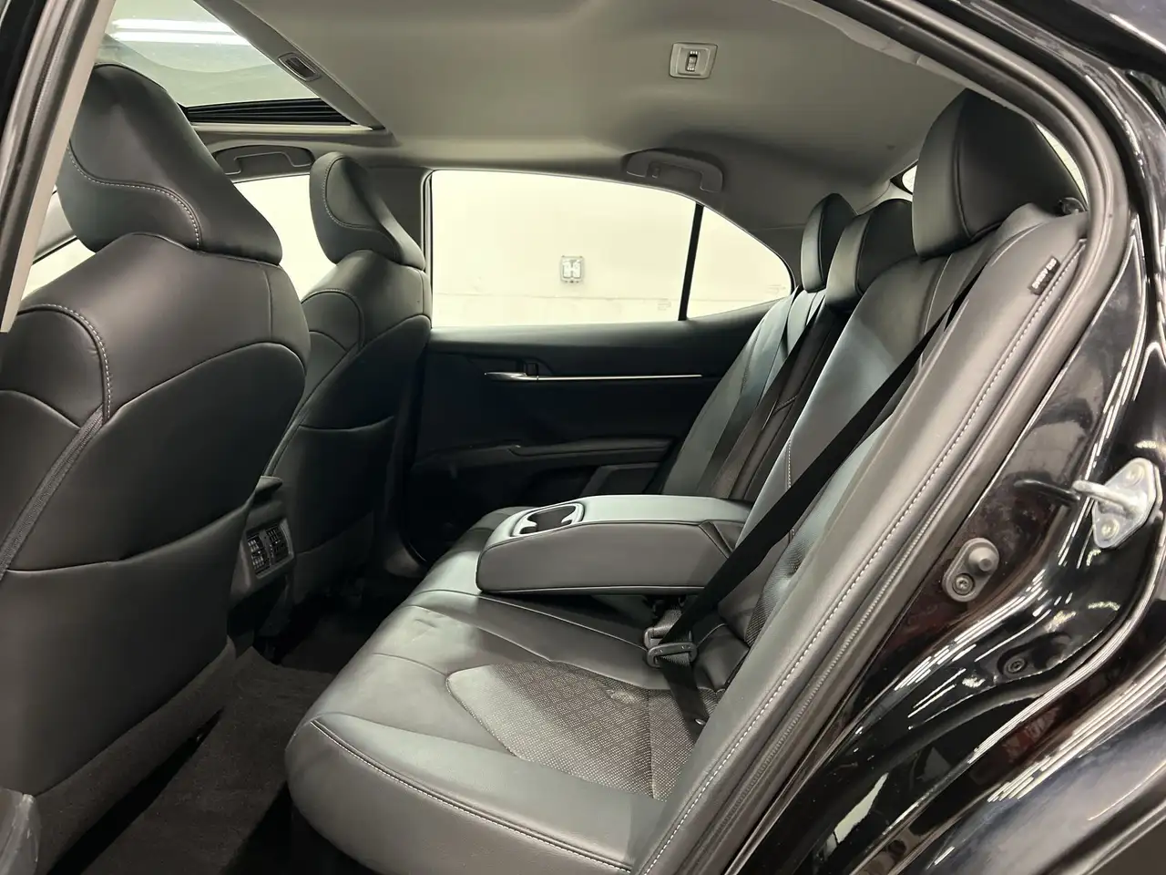 Toyota Camry снимка Toyota Camry