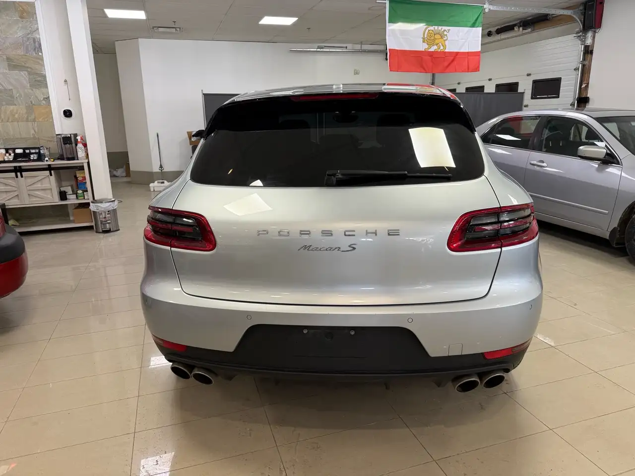 Porsche Macan снимка Porsche Macan