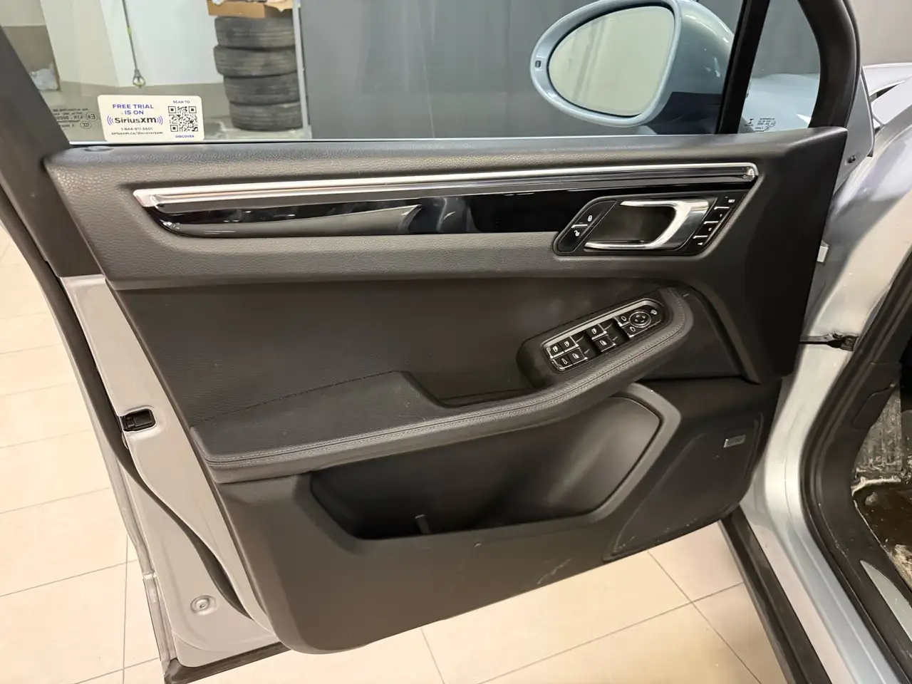 Porsche Macan снимка Porsche Macan