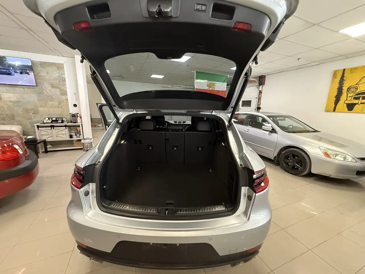 Porsche Macan снимка Porsche Macan