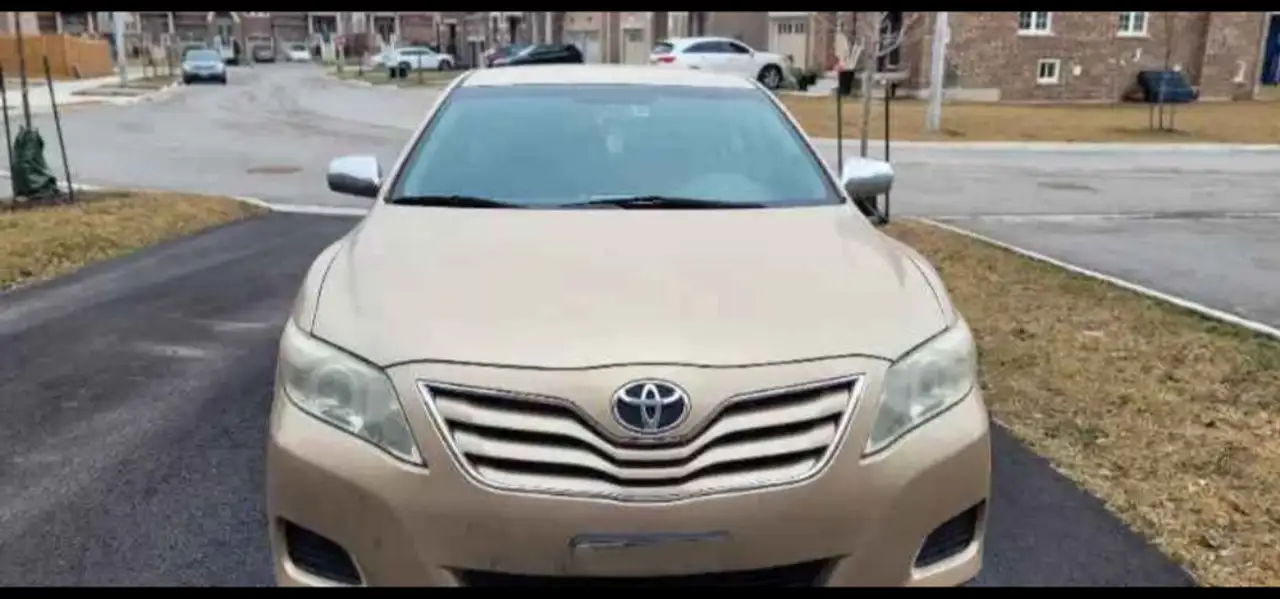 Toyota Camry photo Toyota Camry