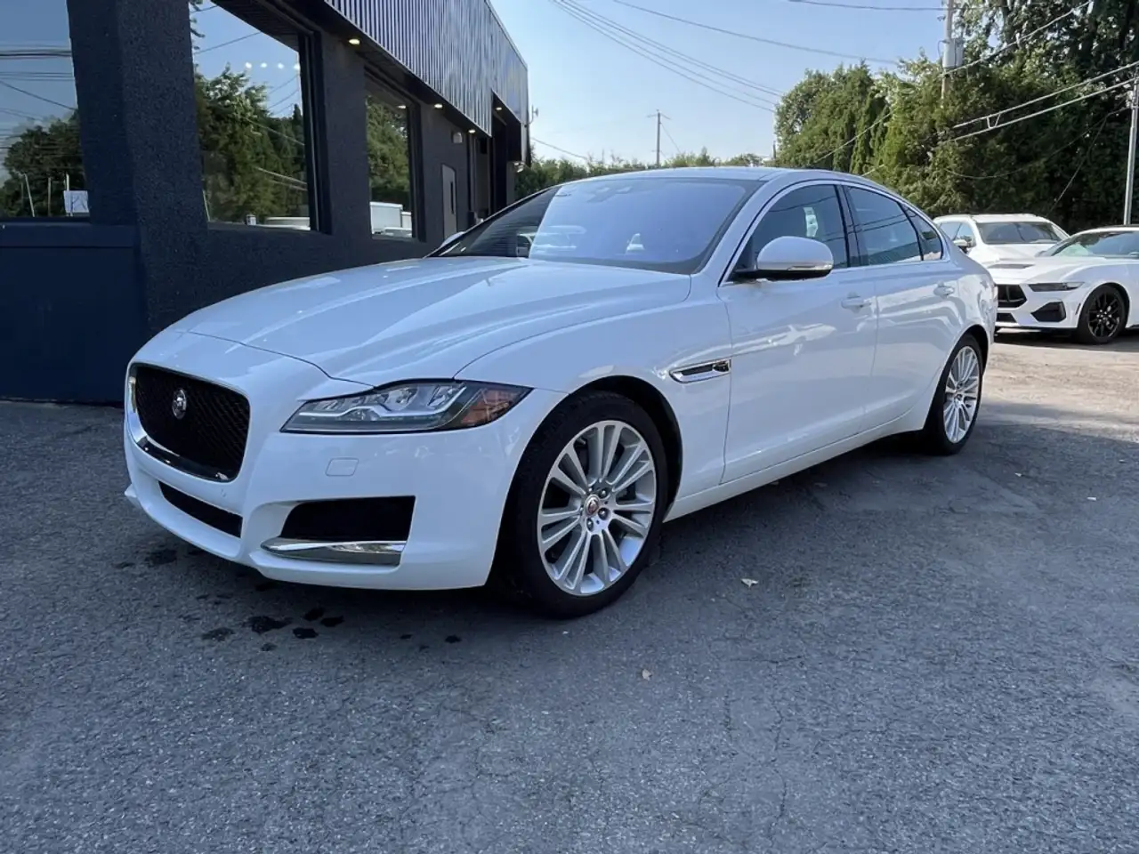 2020 Jaguar XF