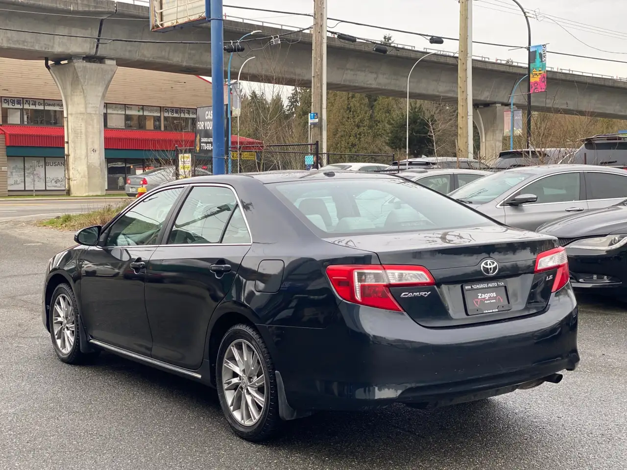 Toyota Camry снимка Toyota Camry