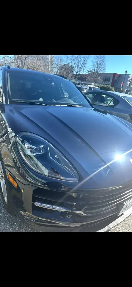 Porsche Macan photo Porsche Macan