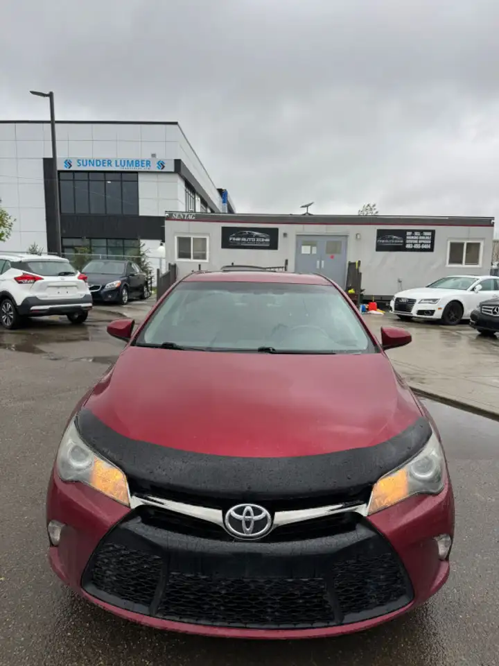 Toyota Camry снимка Toyota Camry