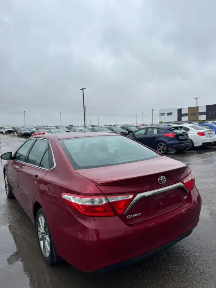 Toyota Camry снимка Toyota Camry