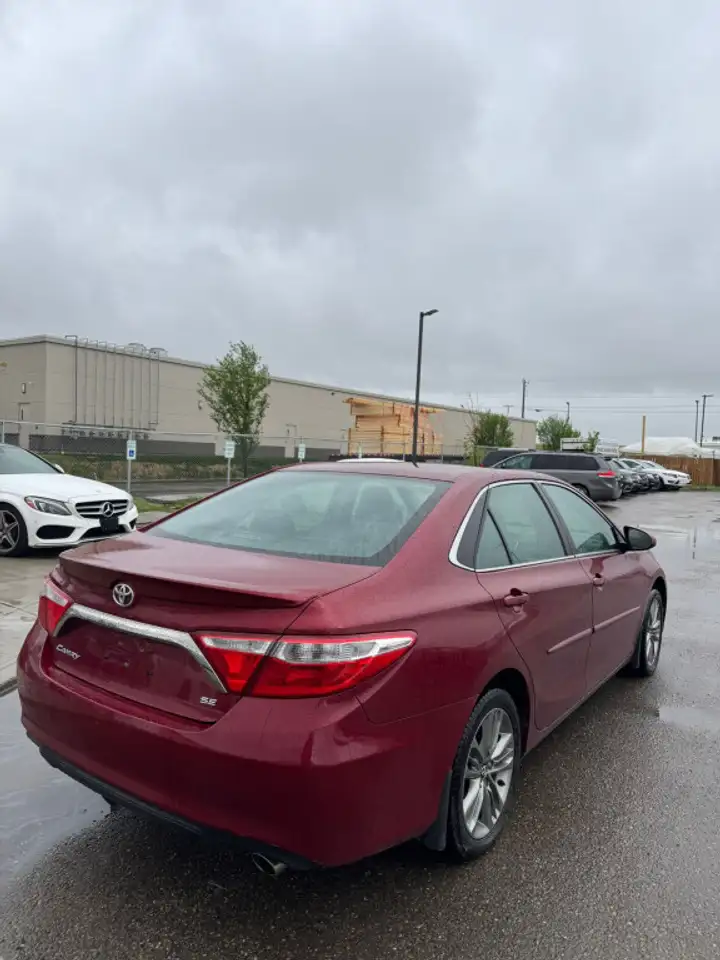 Toyota Camry снимка Toyota Camry