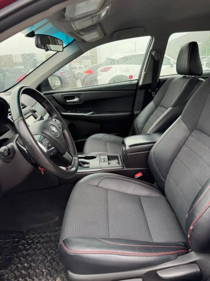 Toyota Camry снимка Toyota Camry