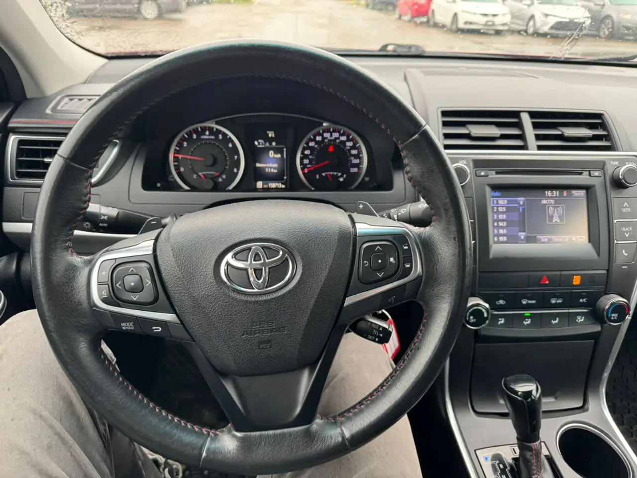 Toyota Camry снимка Toyota Camry