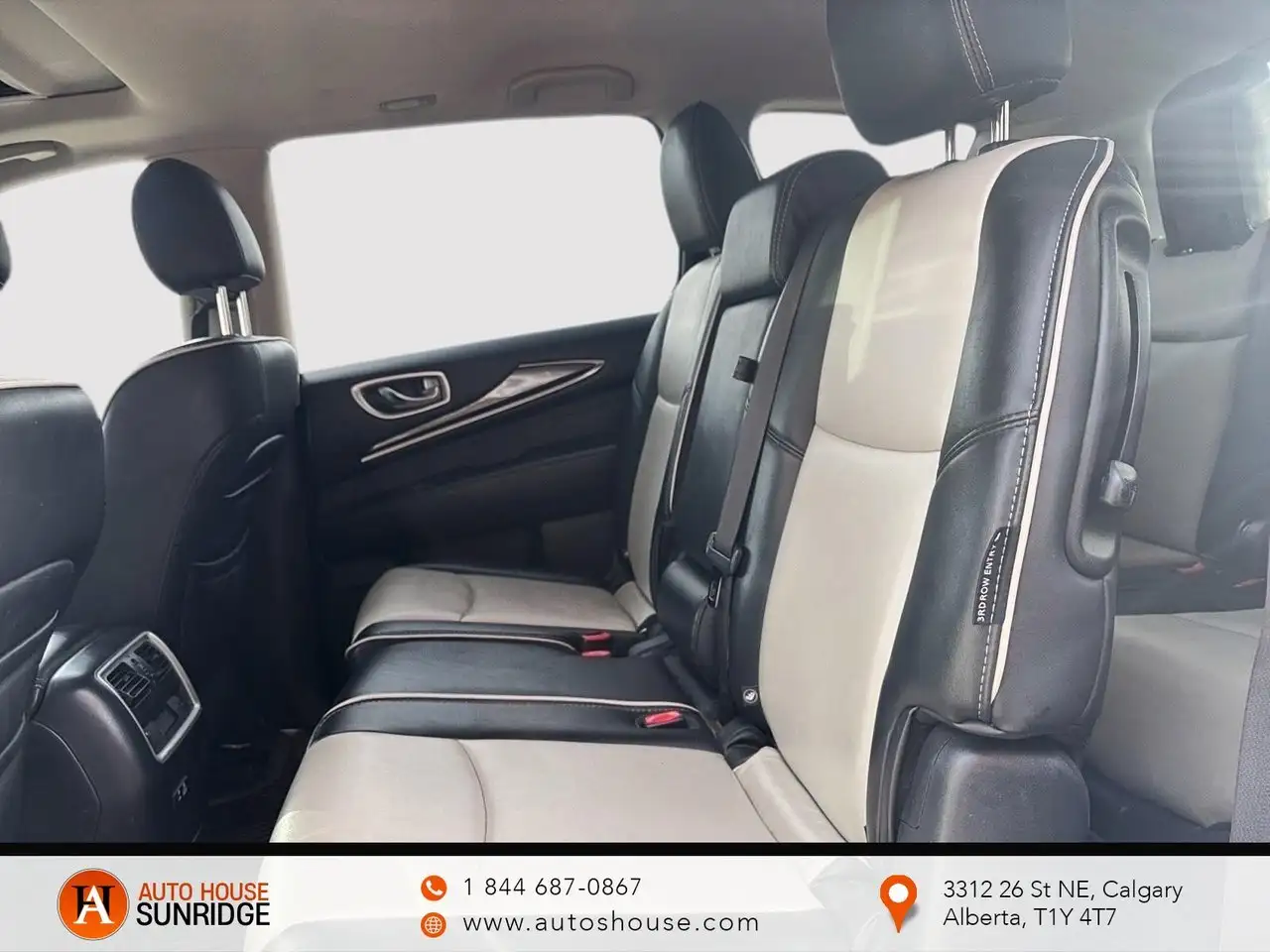 Infiniti QX60 снимка Infiniti QX60