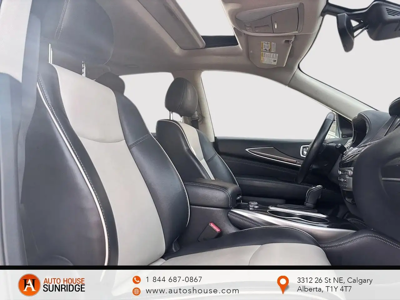 Infiniti QX60 снимка Infiniti QX60