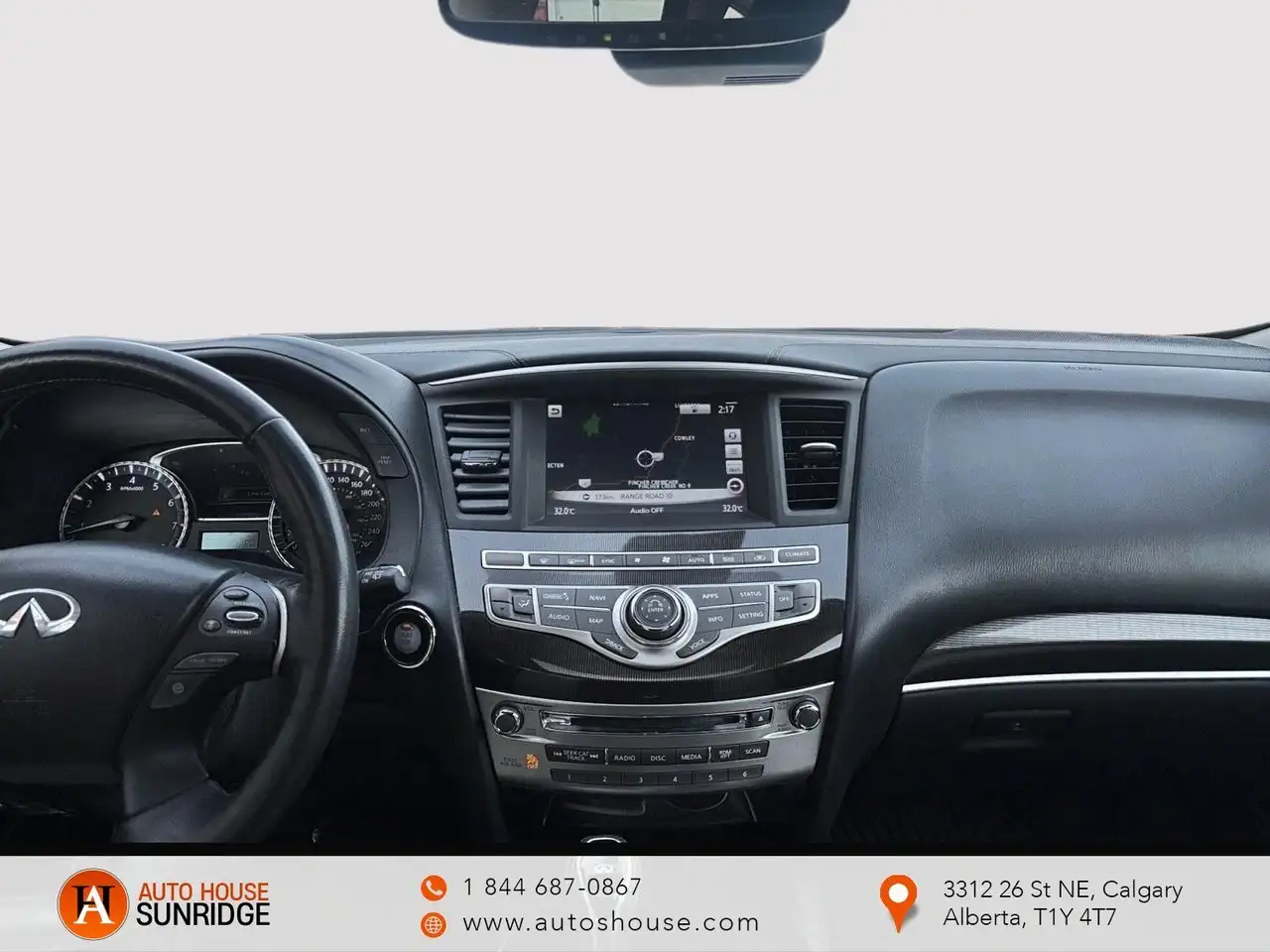 Infiniti QX60 снимка Infiniti QX60