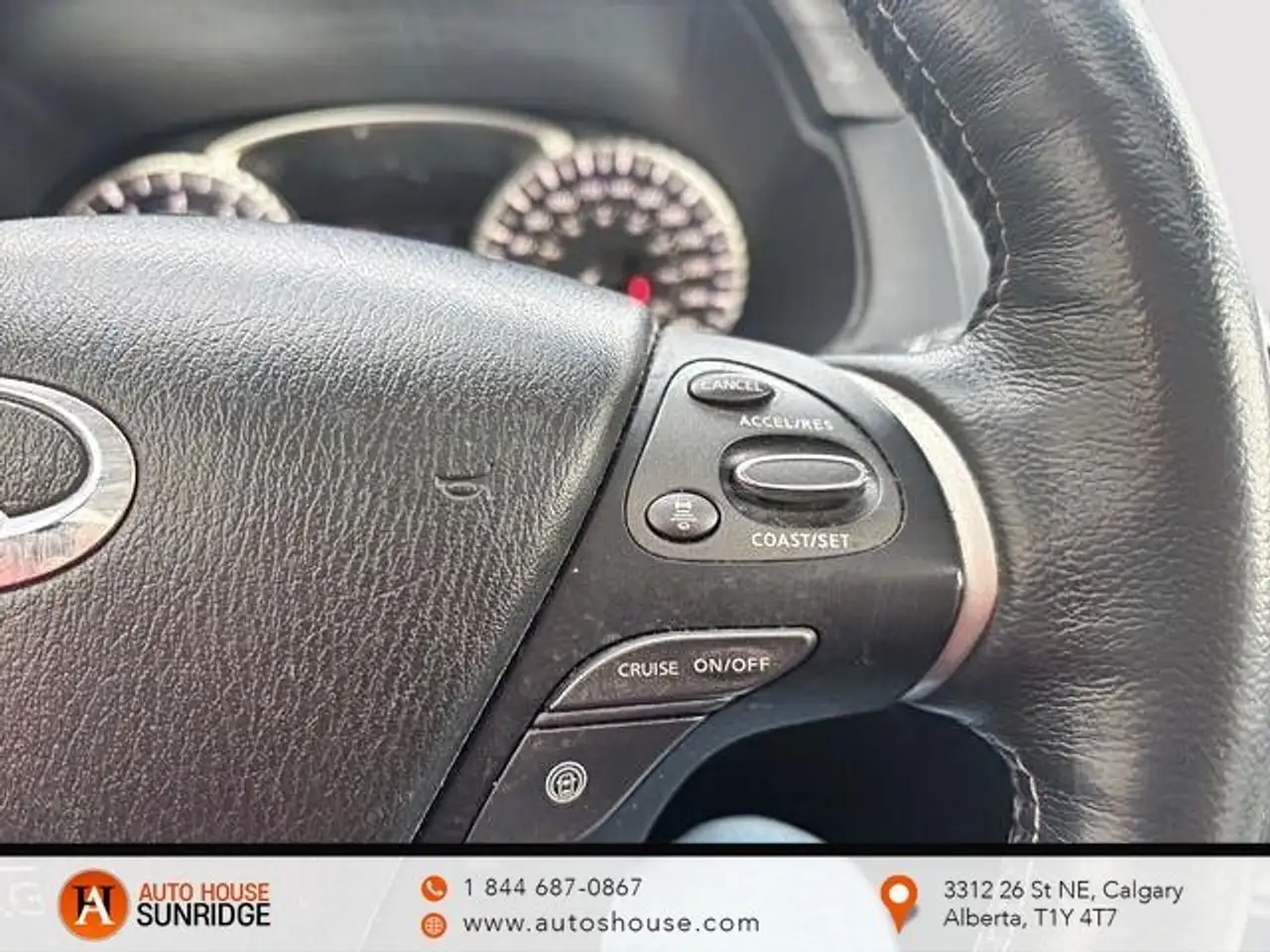 Infiniti QX60 снимка Infiniti QX60
