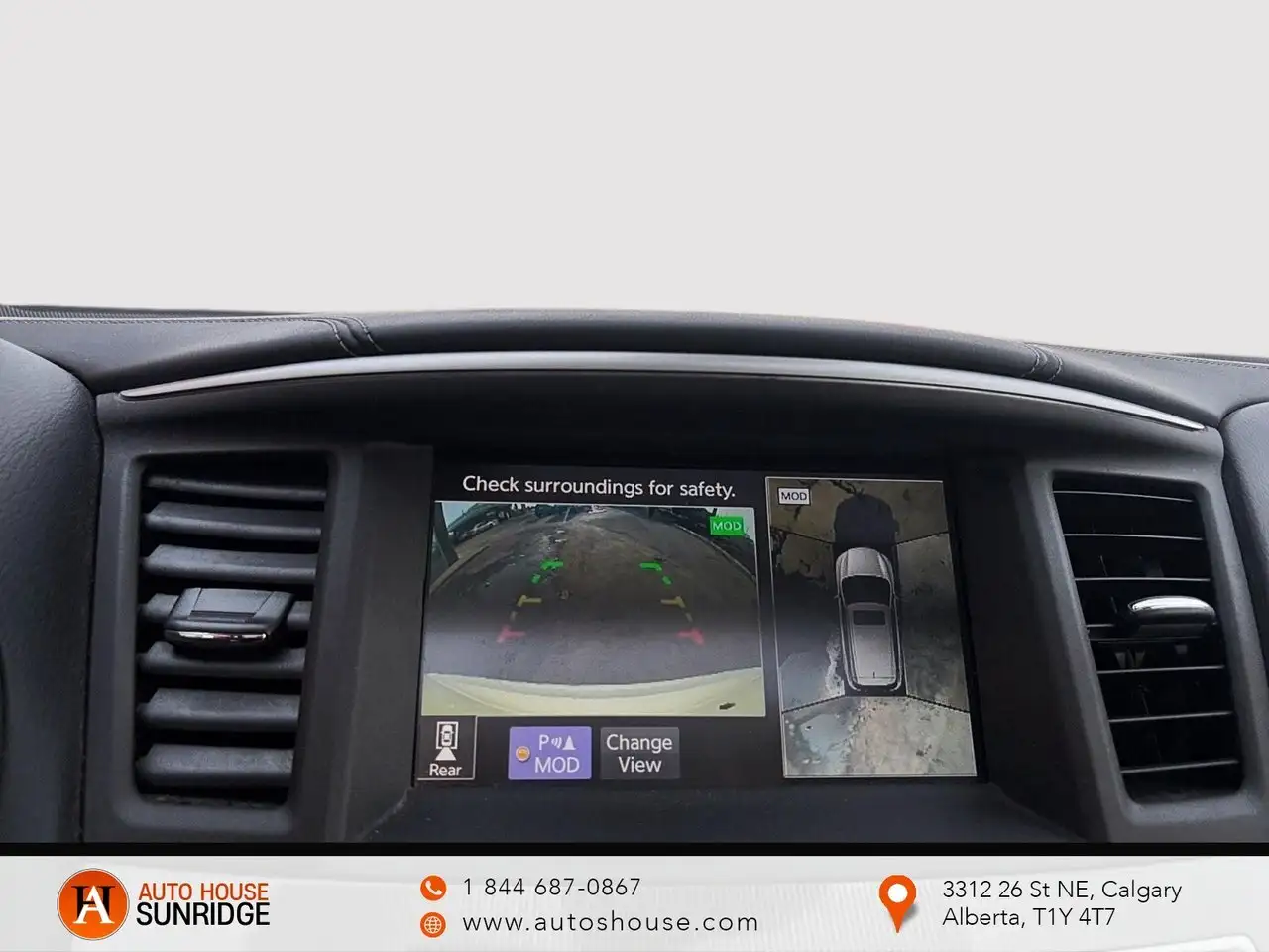 Infiniti QX60 снимка Infiniti QX60