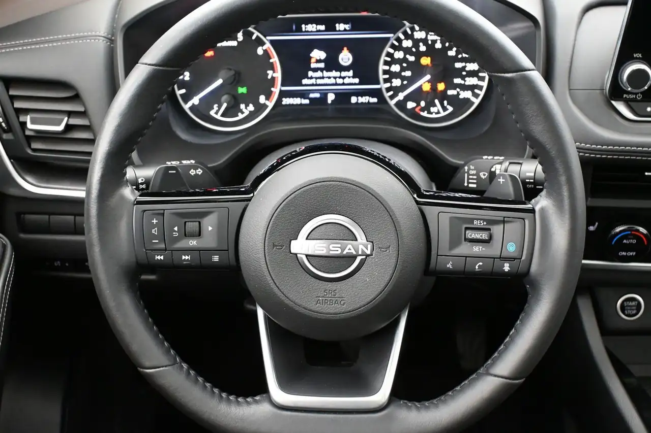 Nissan Rogue fotografie Nissan Rogue