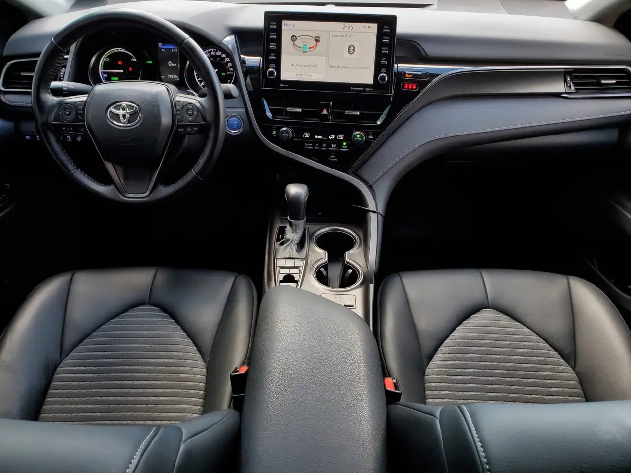 Toyota Camry photo Toyota Camry