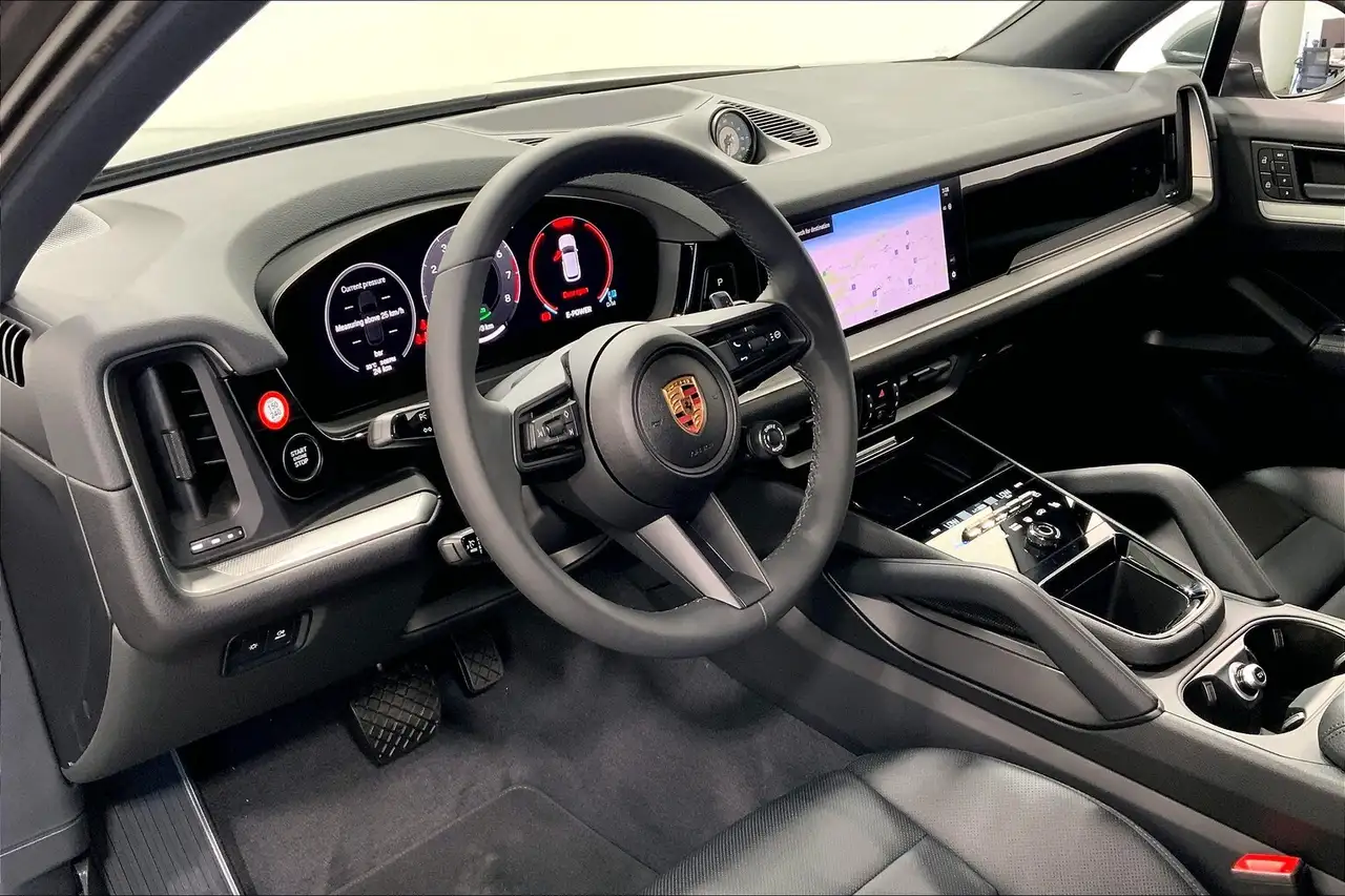 Porsche Cayenne снимка Porsche Cayenne