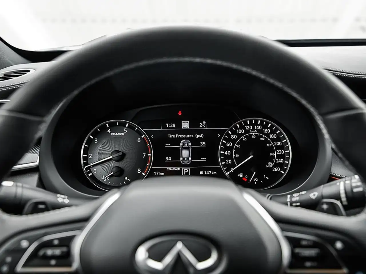 Infiniti QX50 снимка Infiniti QX50