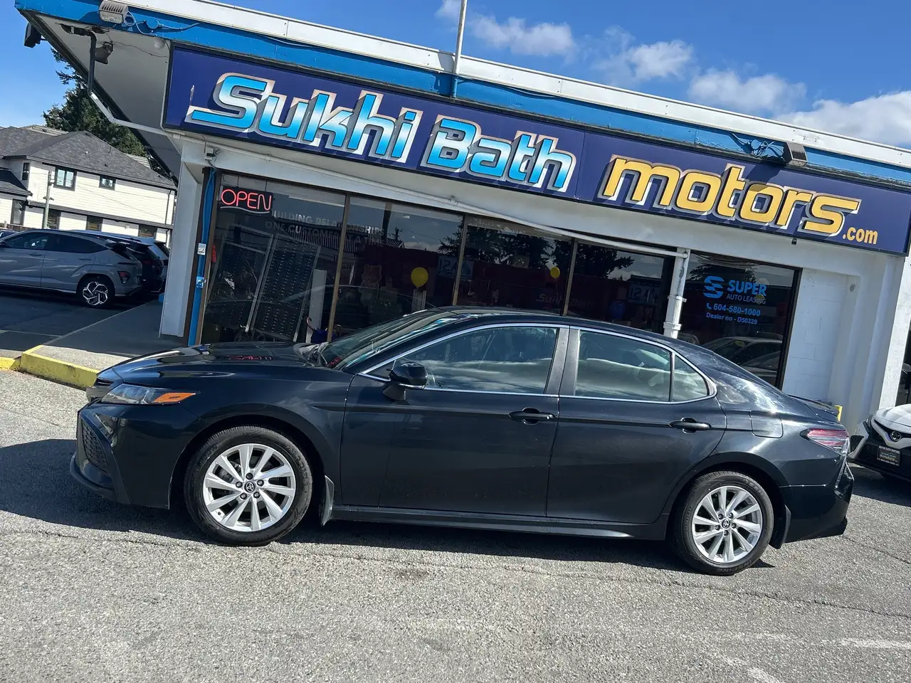 Toyota Camry снимка Toyota Camry