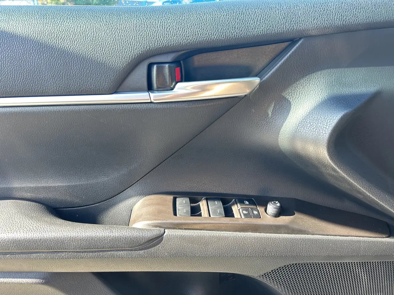 Toyota Camry снимка Toyota Camry