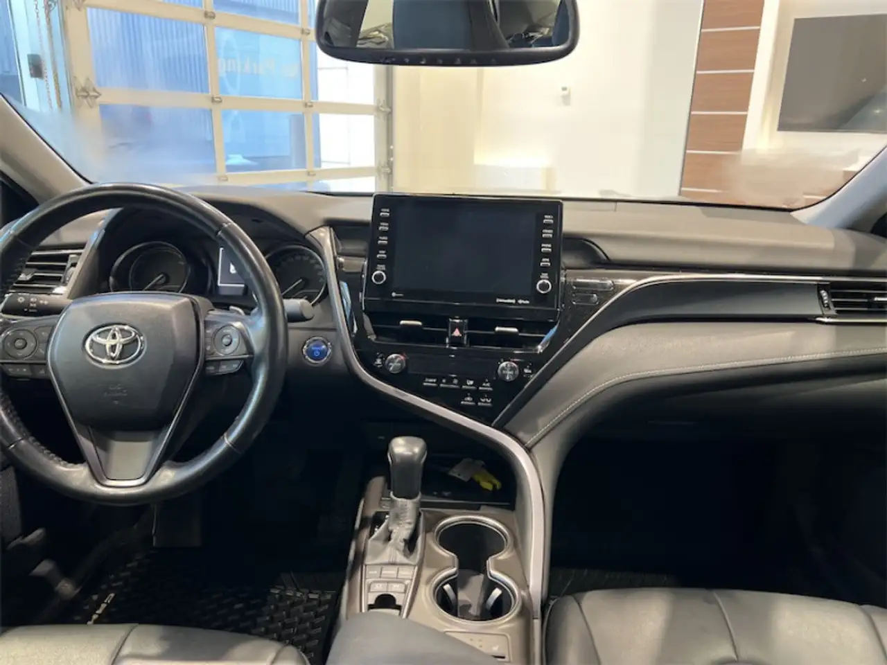 Toyota Camry снимка Toyota Camry