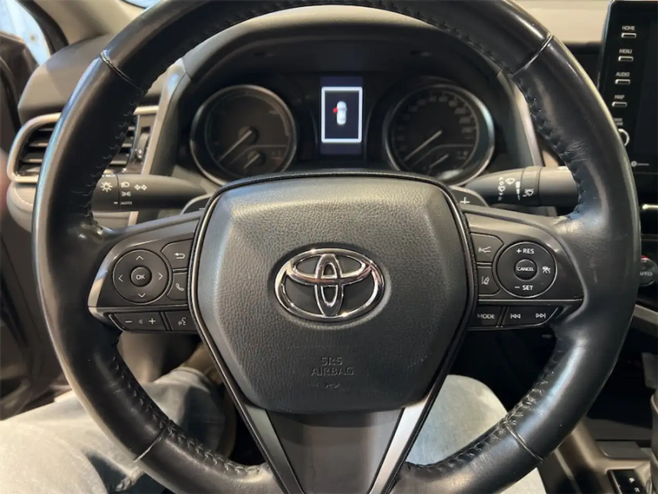 Toyota Camry снимка Toyota Camry