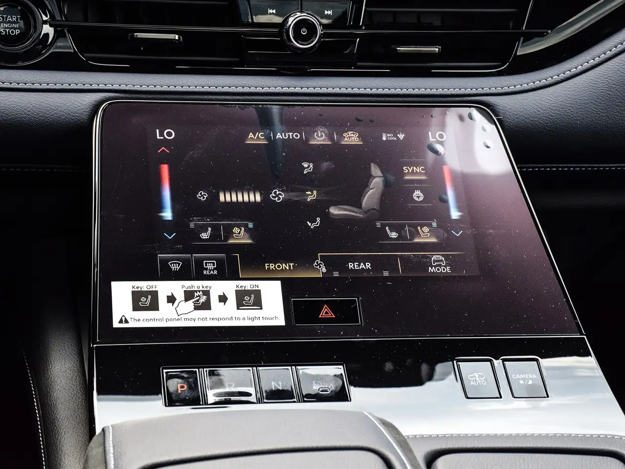 Infiniti QX80 снимка Infiniti QX80