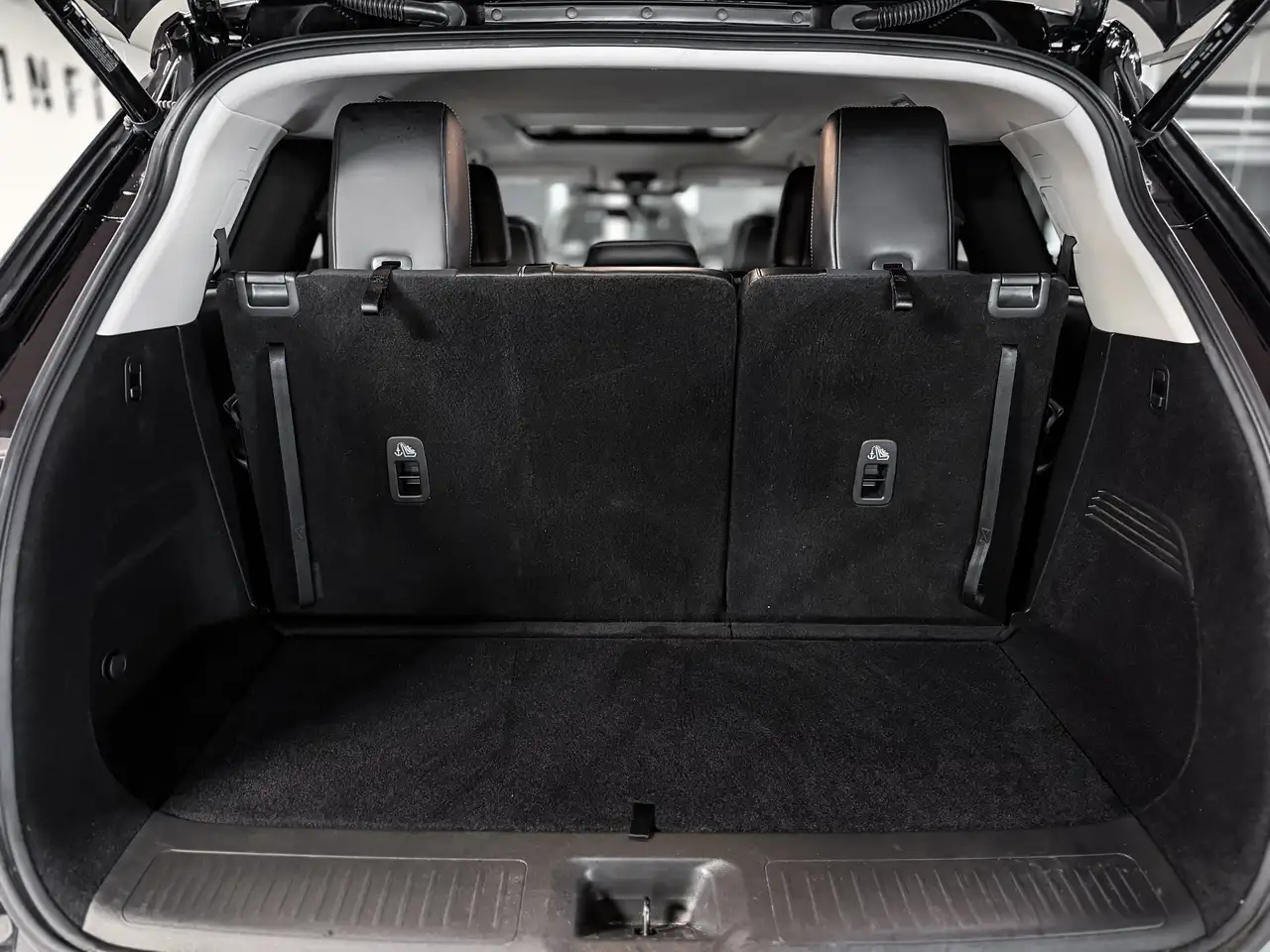 Infiniti QX60 photo Infiniti QX60