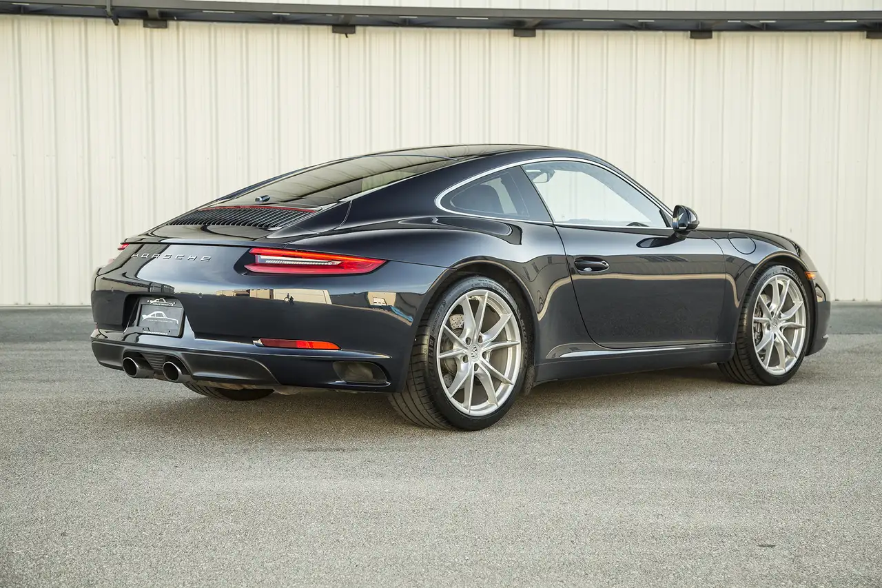Porsche 911 photo Porsche 911