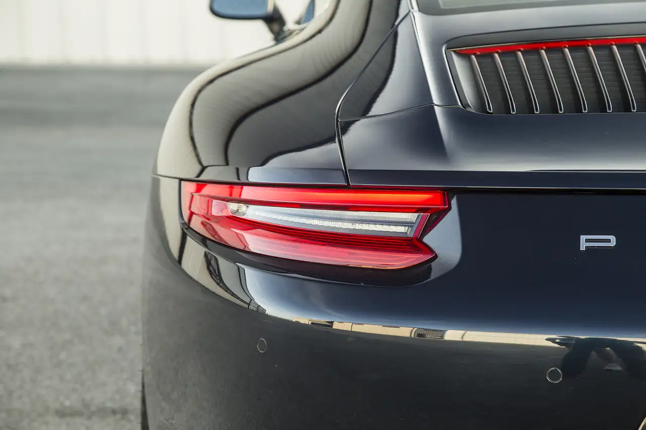 Porsche 911 photo Porsche 911