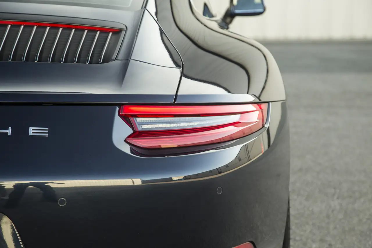 Porsche 911 photo Porsche 911