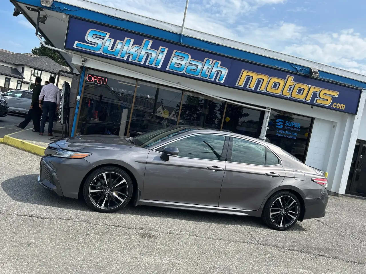 Toyota Camry photo Toyota Camry