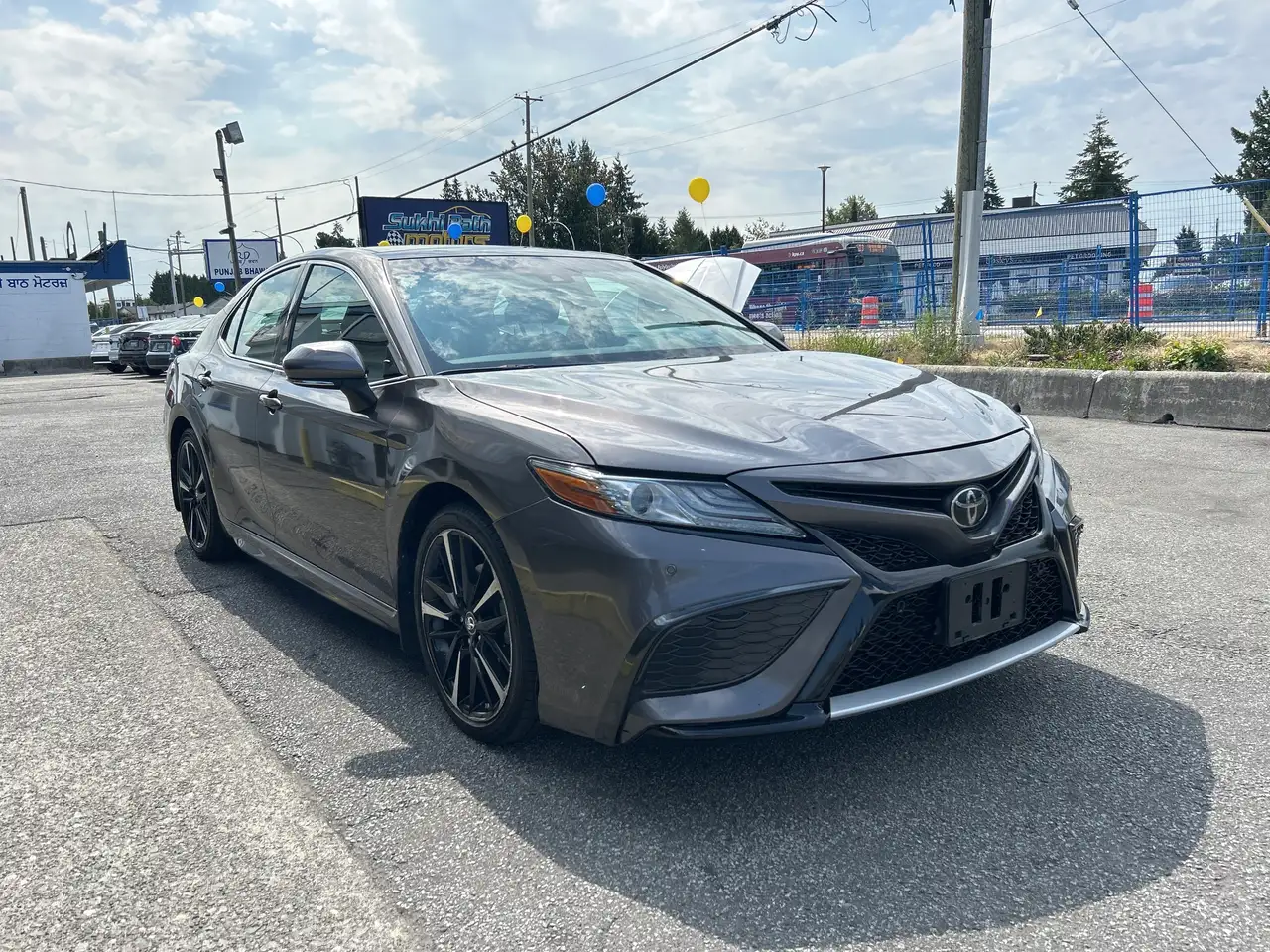Toyota Camry photo Toyota Camry